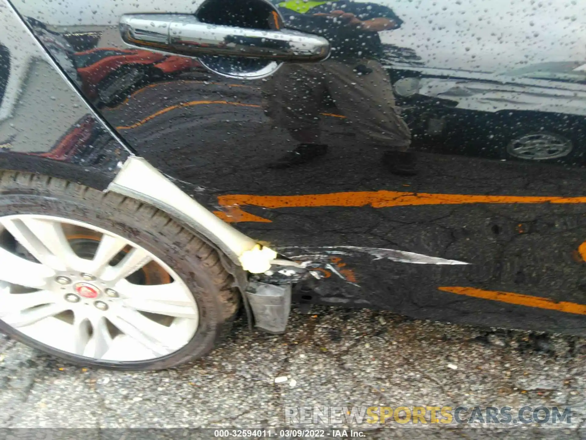 6 Photograph of a damaged car SAJAR4FX6KCP52777 JAGUAR XE 2019