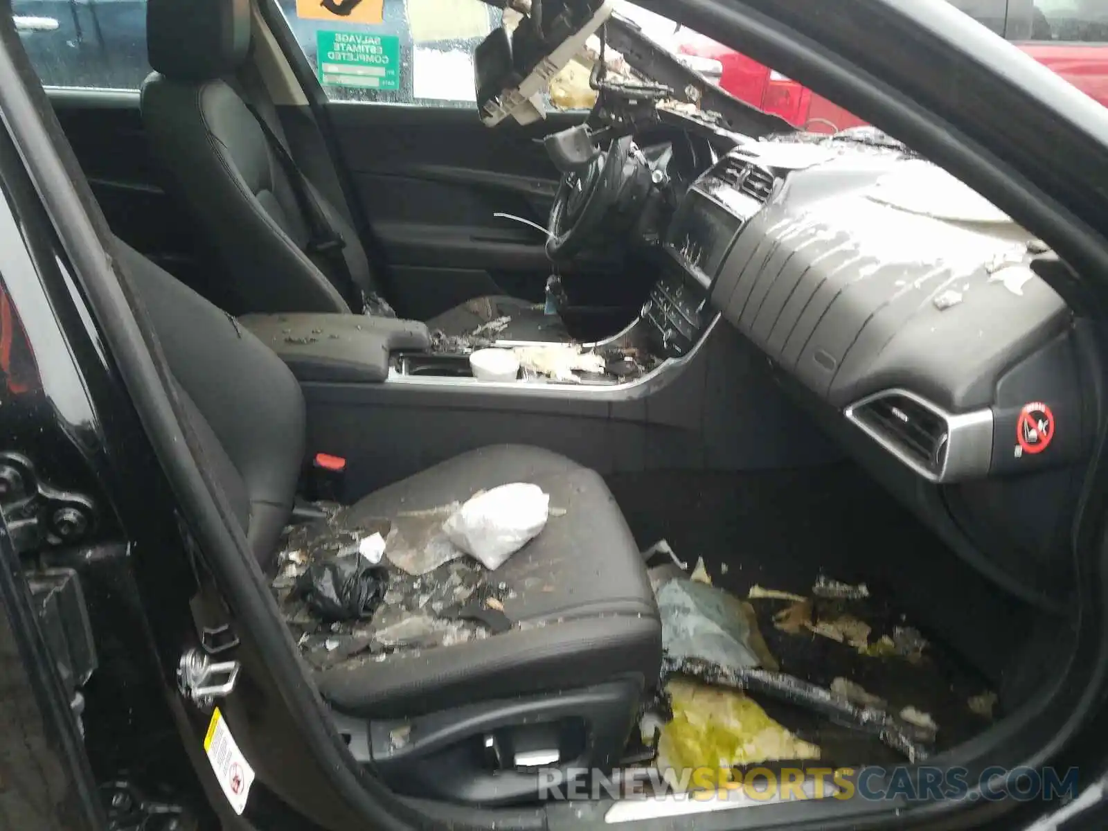 5 Photograph of a damaged car SAJAR4FX9KCP52594 JAGUAR XE 2019