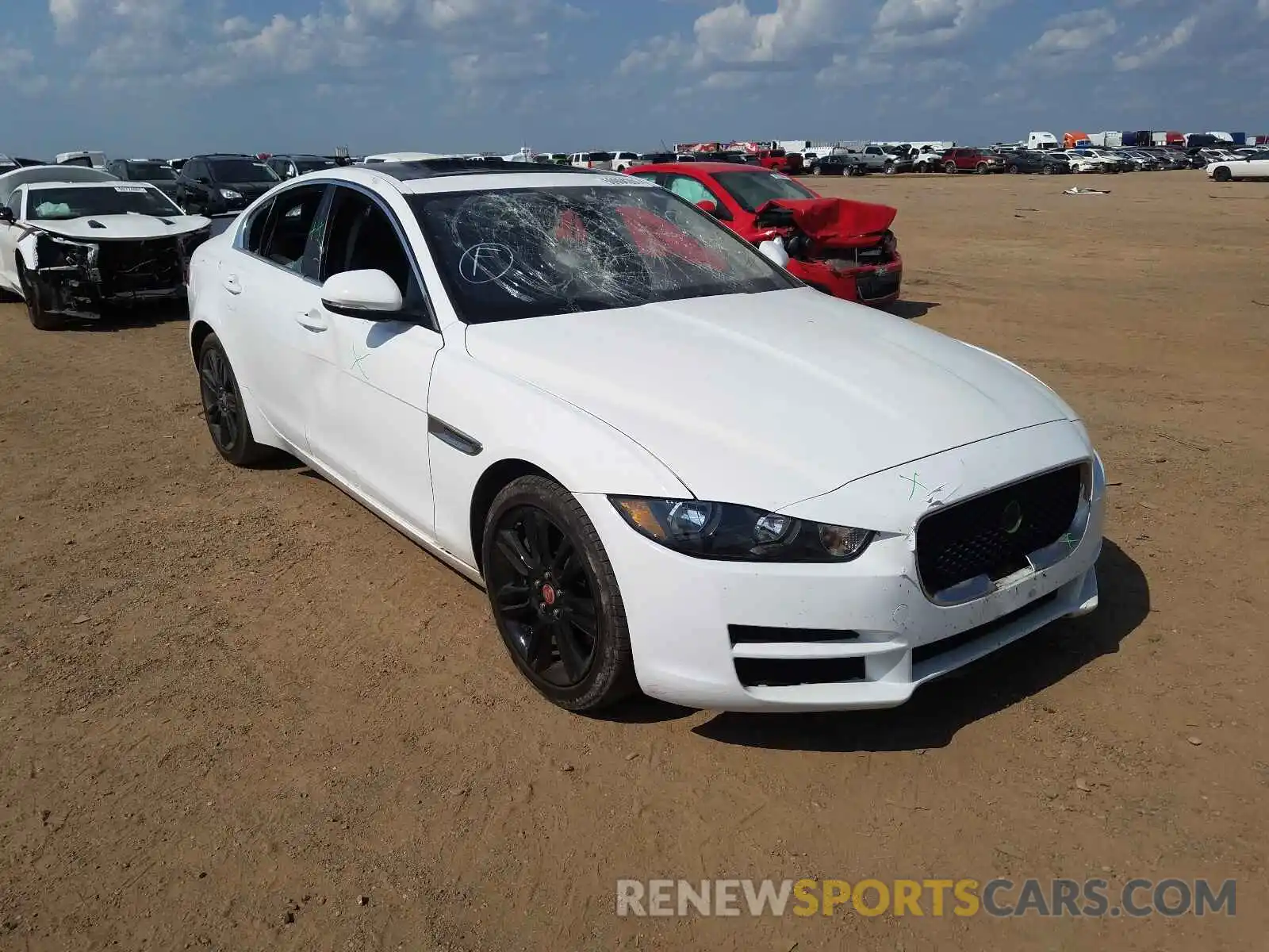 9 Фотография поврежденного автомобиля SAJAR4FXXKCP51793 JAGUAR XE 2019