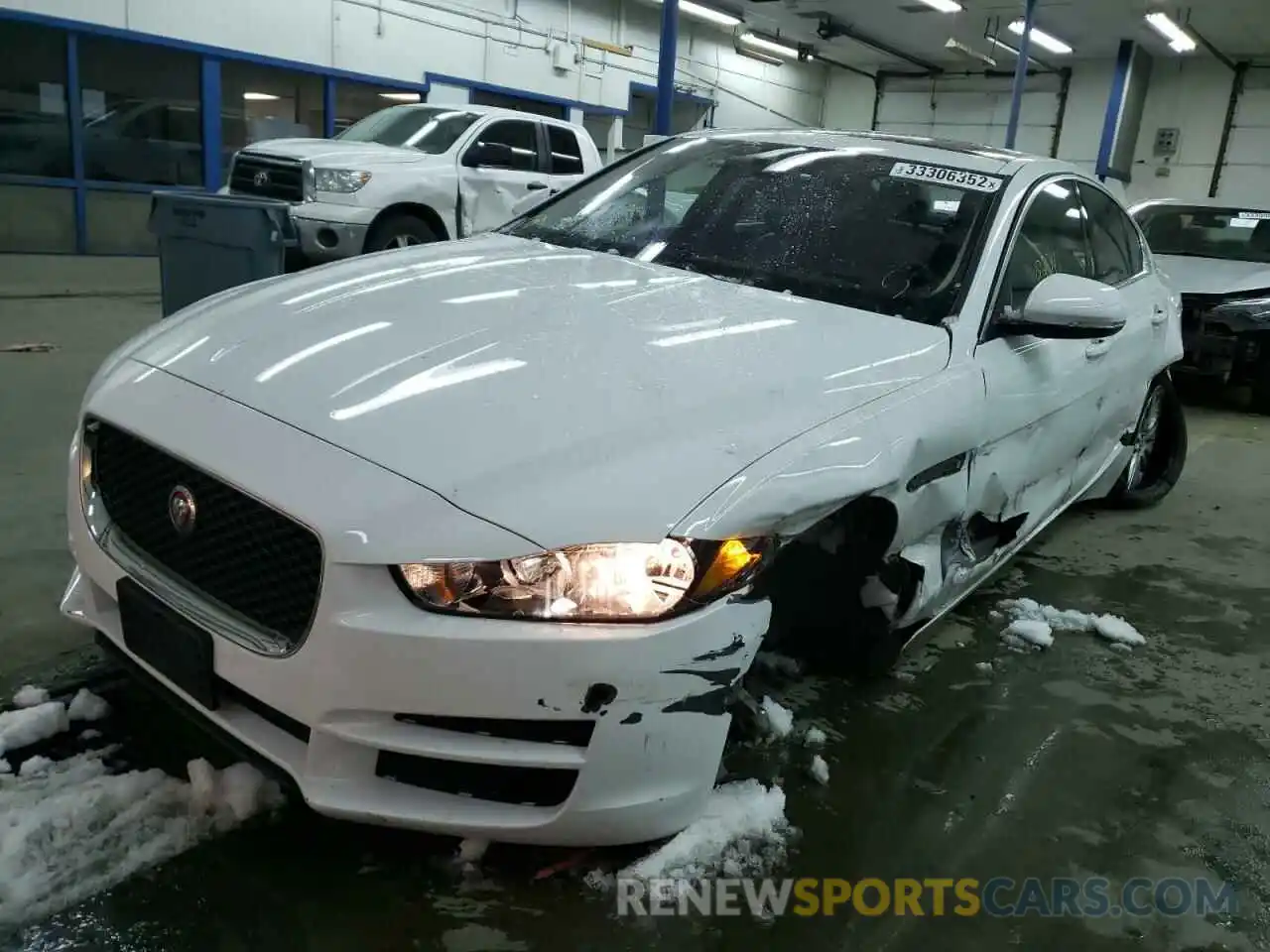 2 Photograph of a damaged car SAJAR4FXXKCP51941 JAGUAR XE 2019