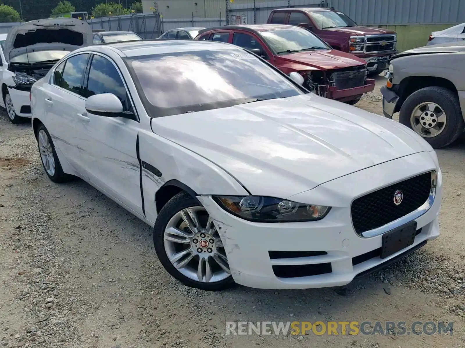 1 Photograph of a damaged car SAJAS4FX6KCP52587 JAGUAR XE 2019