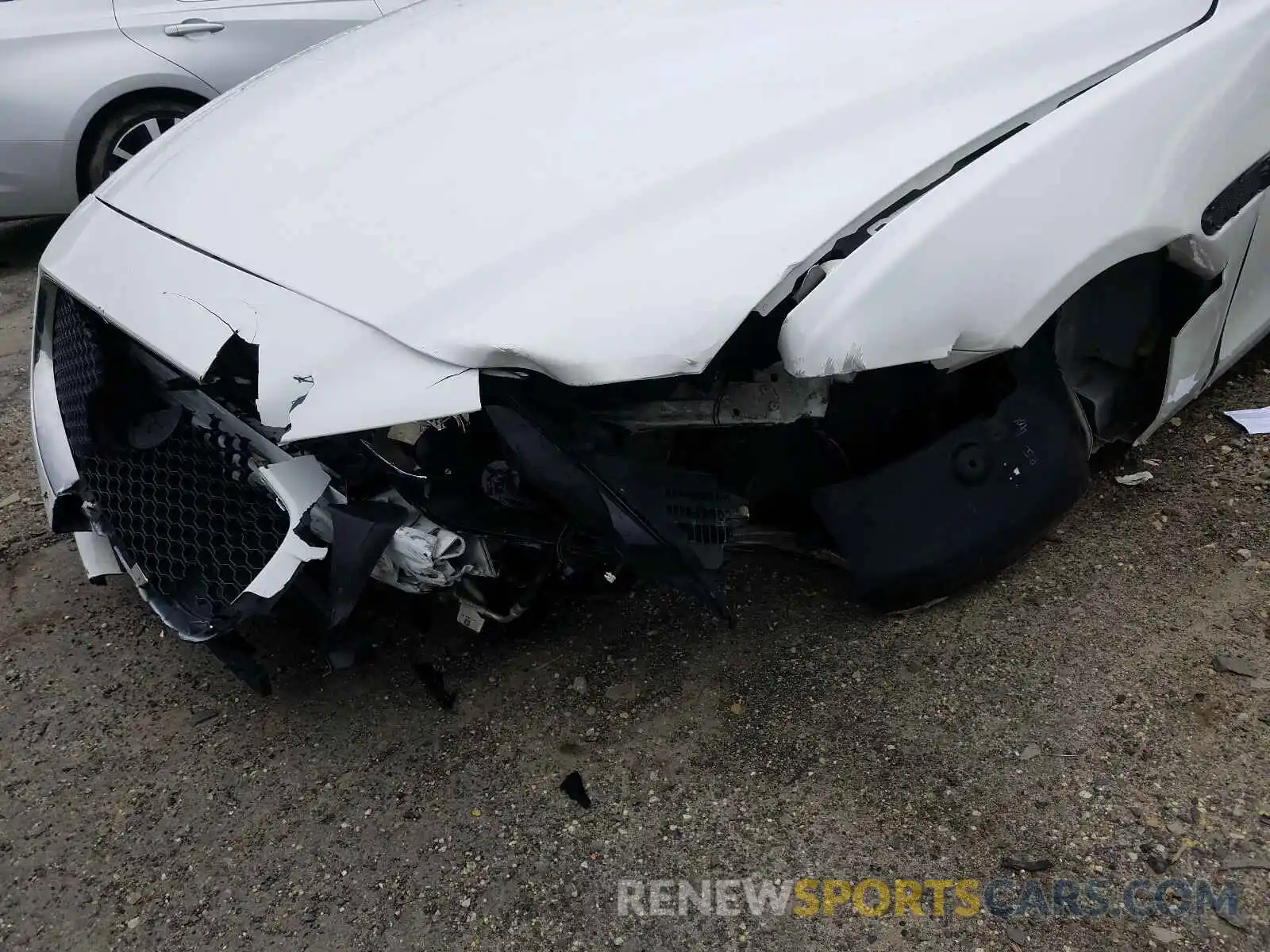 9 Photograph of a damaged car SAJAS4FX7KCP52677 JAGUAR XE 2019