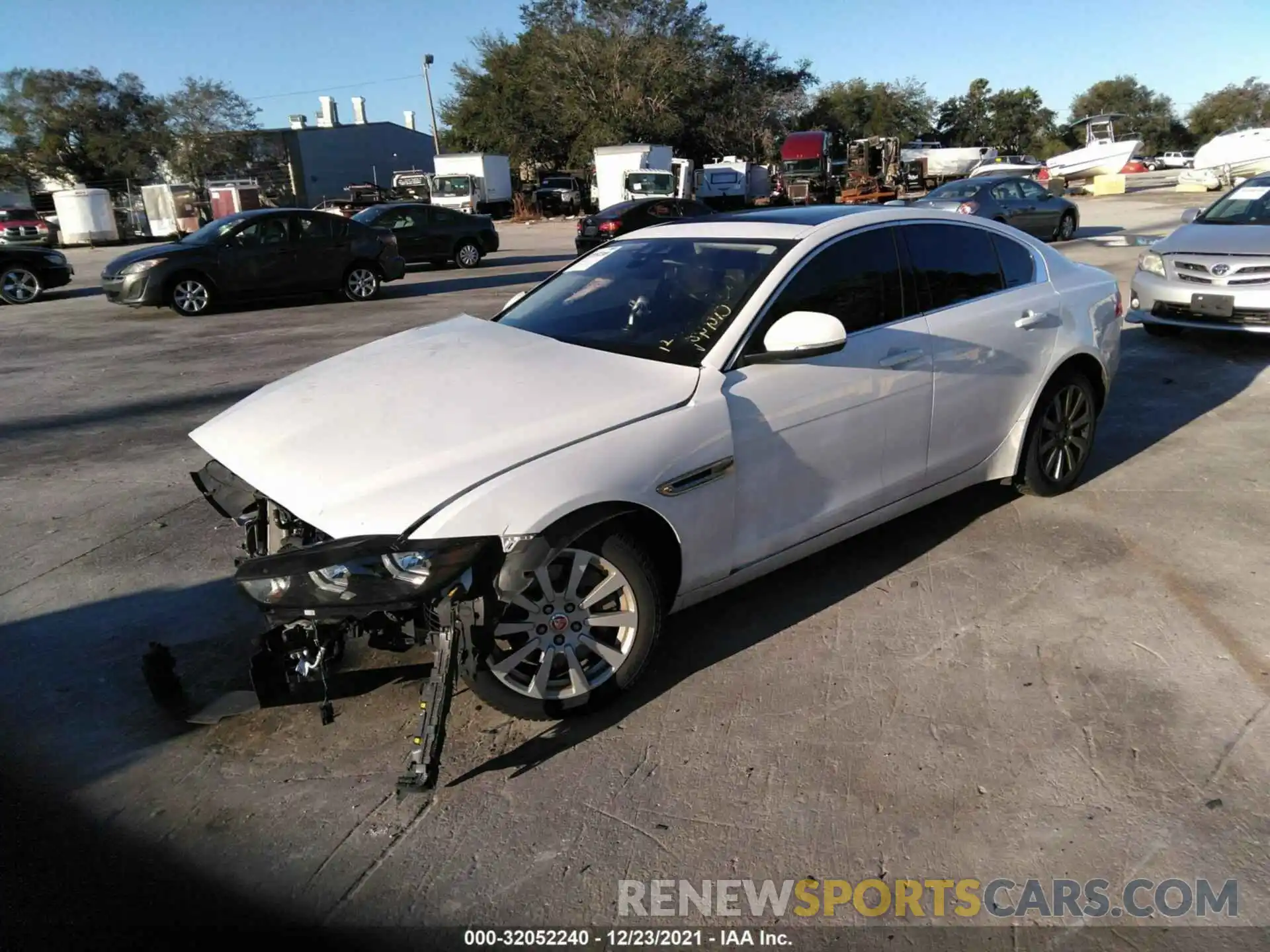 2 Photograph of a damaged car SAJAS4FXXKCP52494 JAGUAR XE 2019