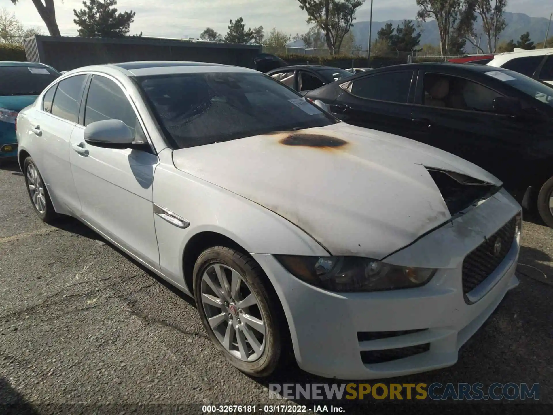 1 Photograph of a damaged car SAJAS4FXXKCP52740 JAGUAR XE 2019