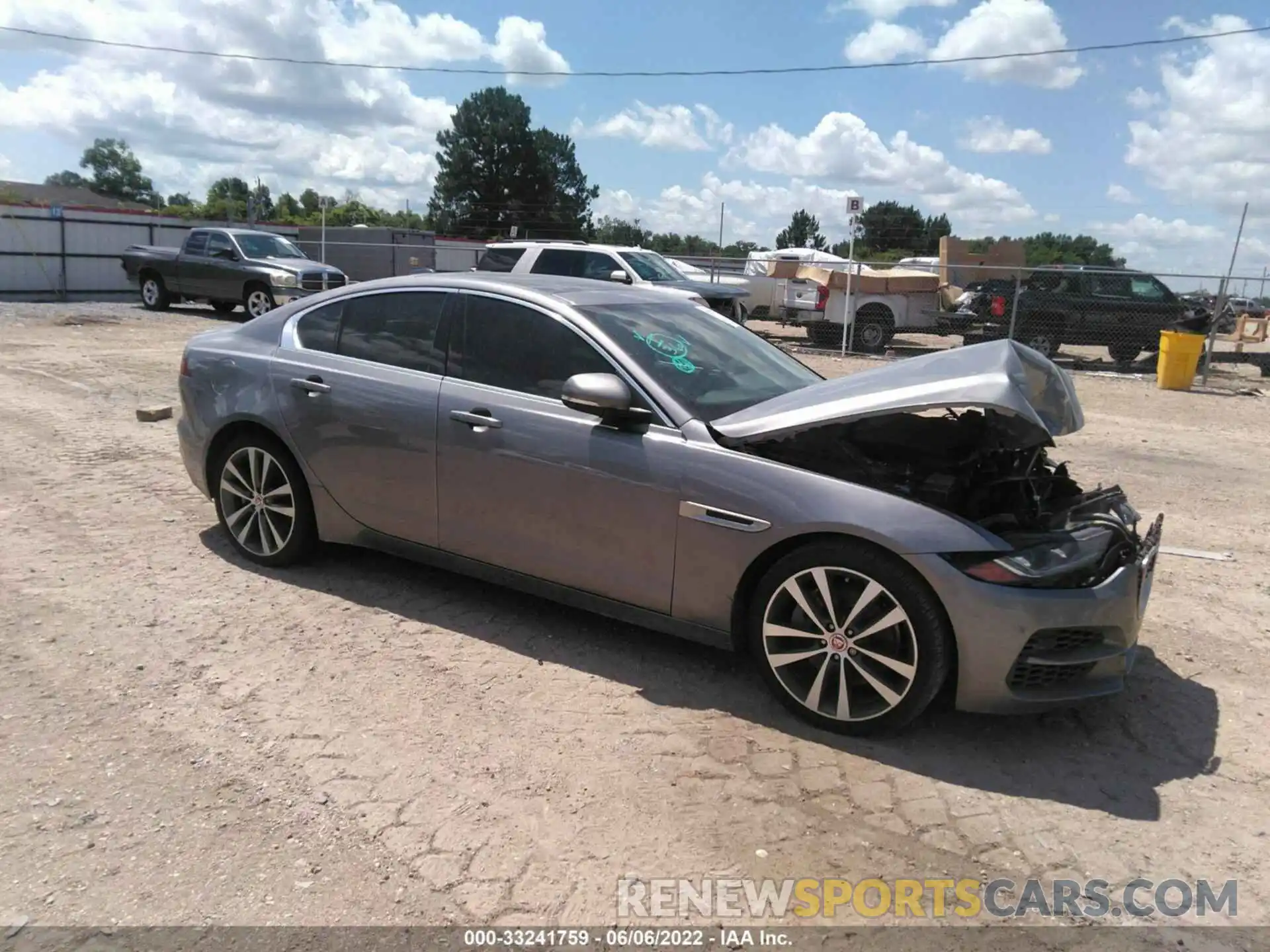 1 Photograph of a damaged car SAJAE4FX2LCP59318 JAGUAR XE 2020