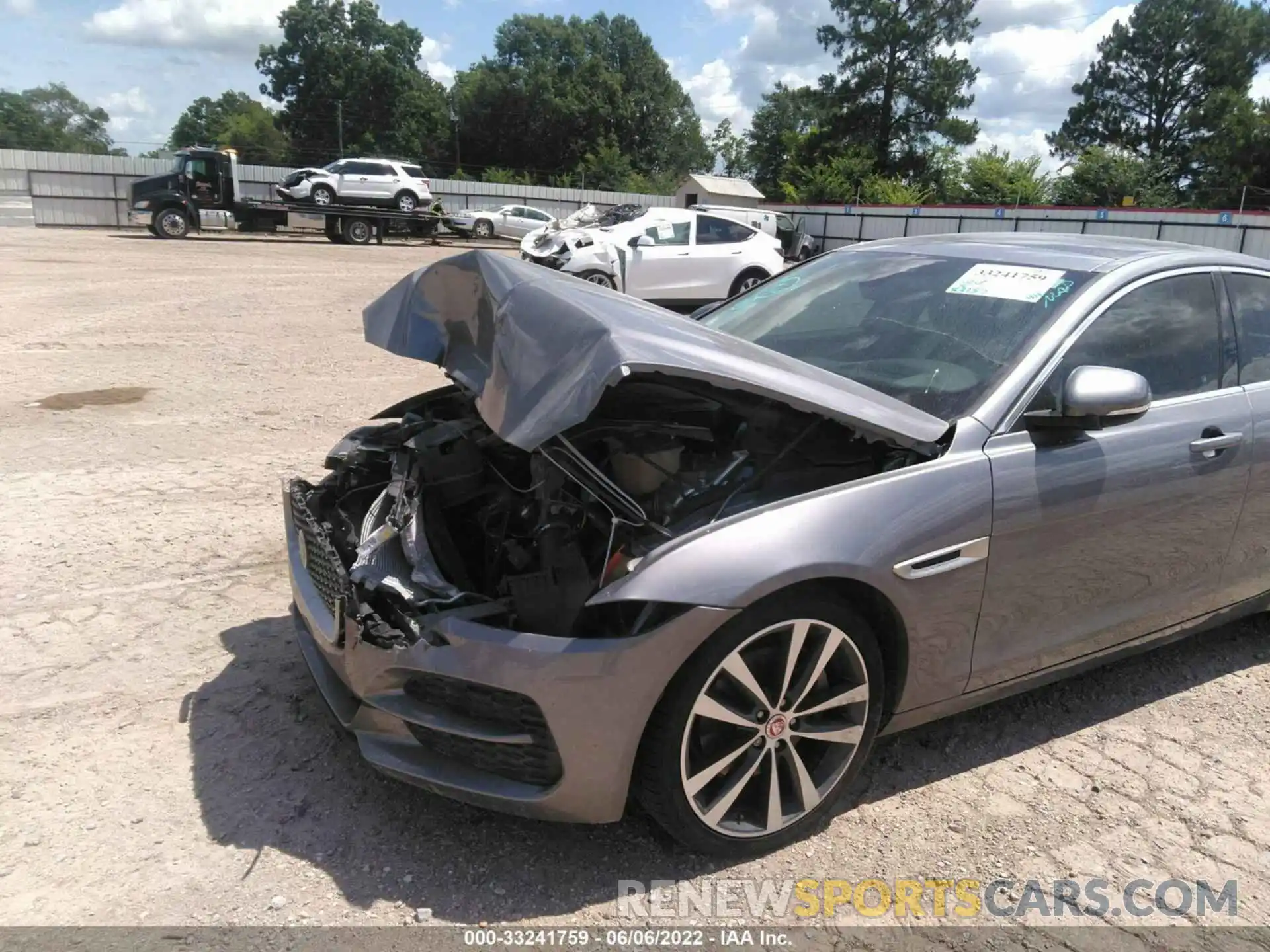 6 Photograph of a damaged car SAJAE4FX2LCP59318 JAGUAR XE 2020