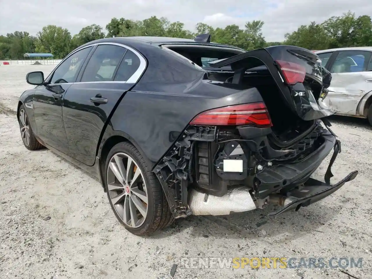 3 Photograph of a damaged car SAJAE4FX6LCP56356 JAGUAR XE 2020