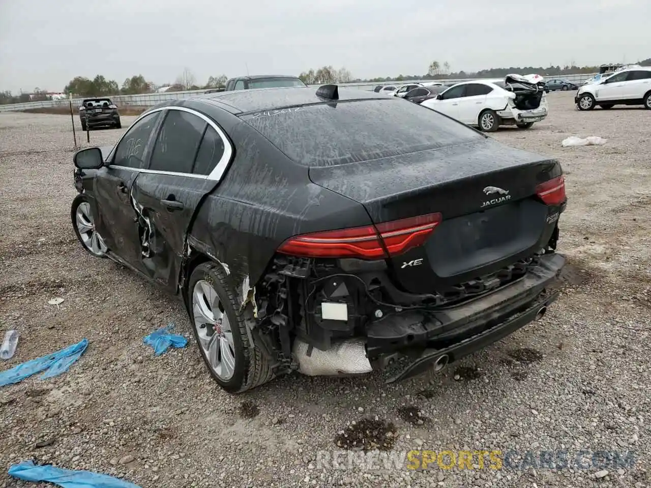 3 Фотография поврежденного автомобиля SAJAE4FX8LCP57265 JAGUAR XE 2020