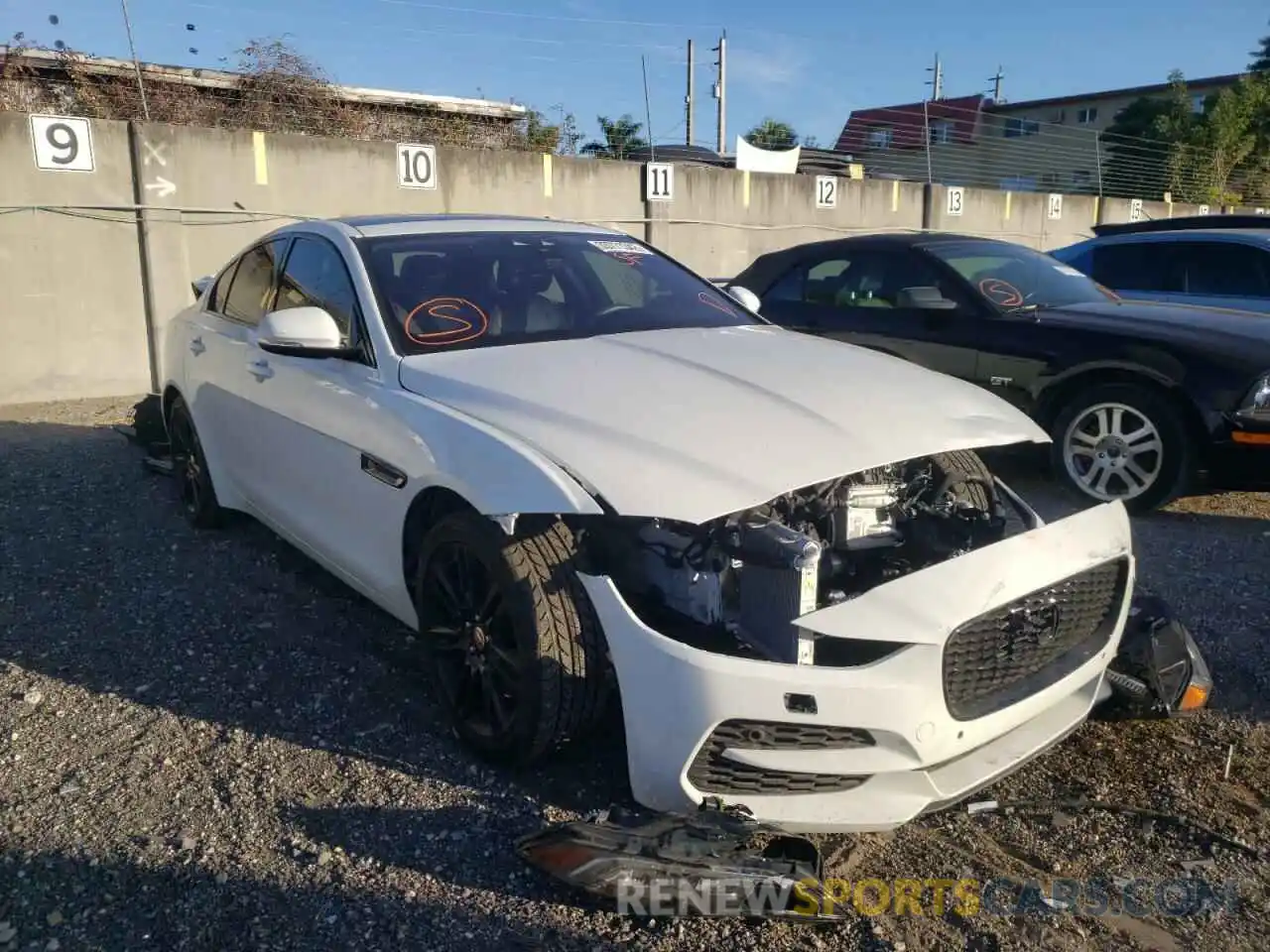 1 Photograph of a damaged car SAJAJ4FX1LCP64201 JAGUAR XE 2020