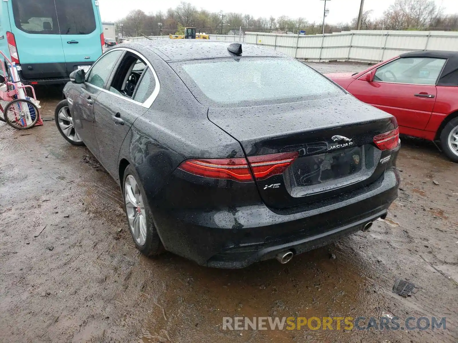 3 Photograph of a damaged car SAJAJ4FX2LCP56544 JAGUAR XE 2020