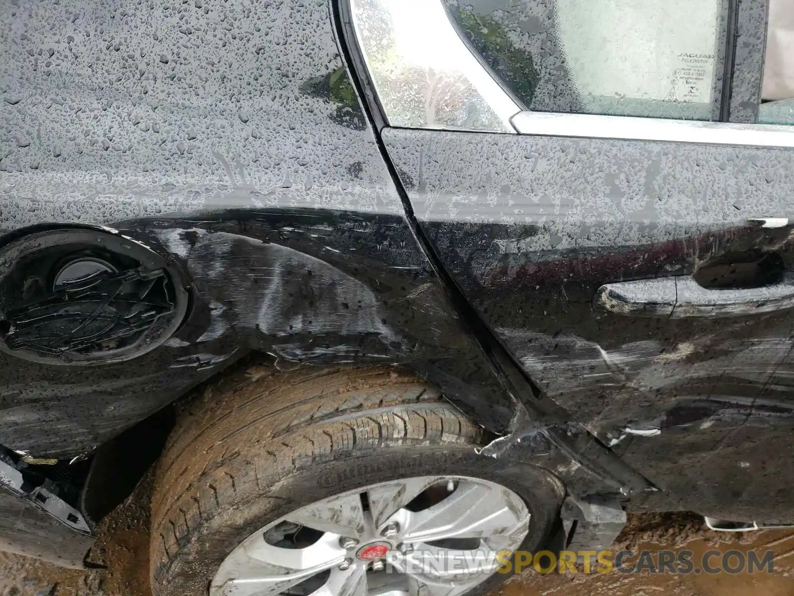 9 Photograph of a damaged car SAJAJ4FX2LCP56544 JAGUAR XE 2020