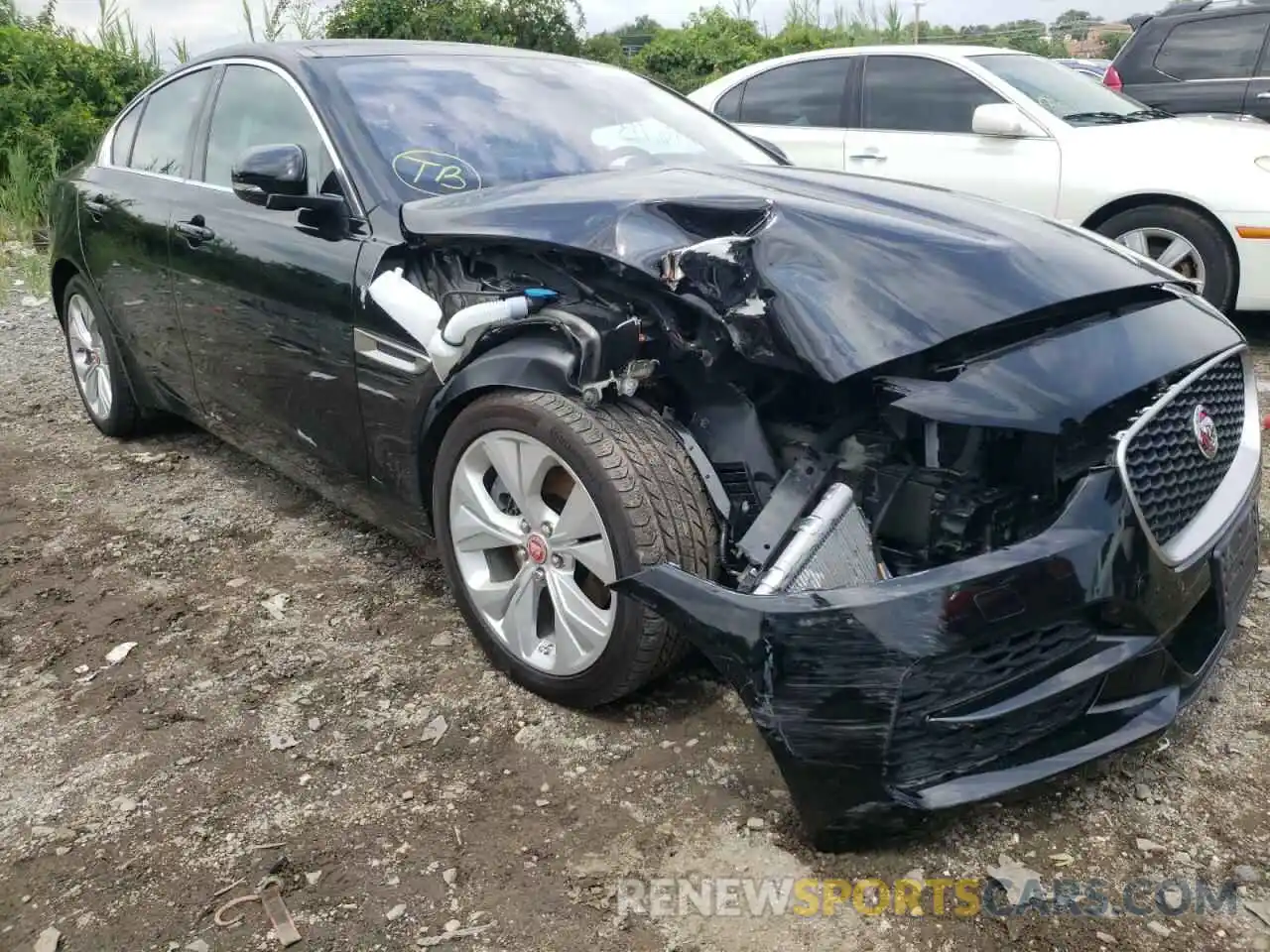 1 Photograph of a damaged car SAJAJ4FX2LCP64644 JAGUAR XE 2020