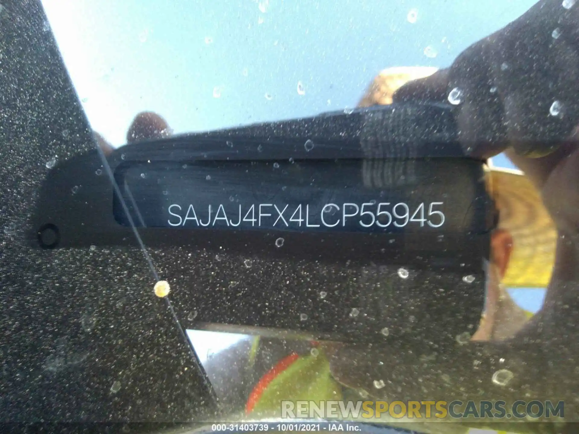 9 Photograph of a damaged car SAJAJ4FX4LCP55945 JAGUAR XE 2020