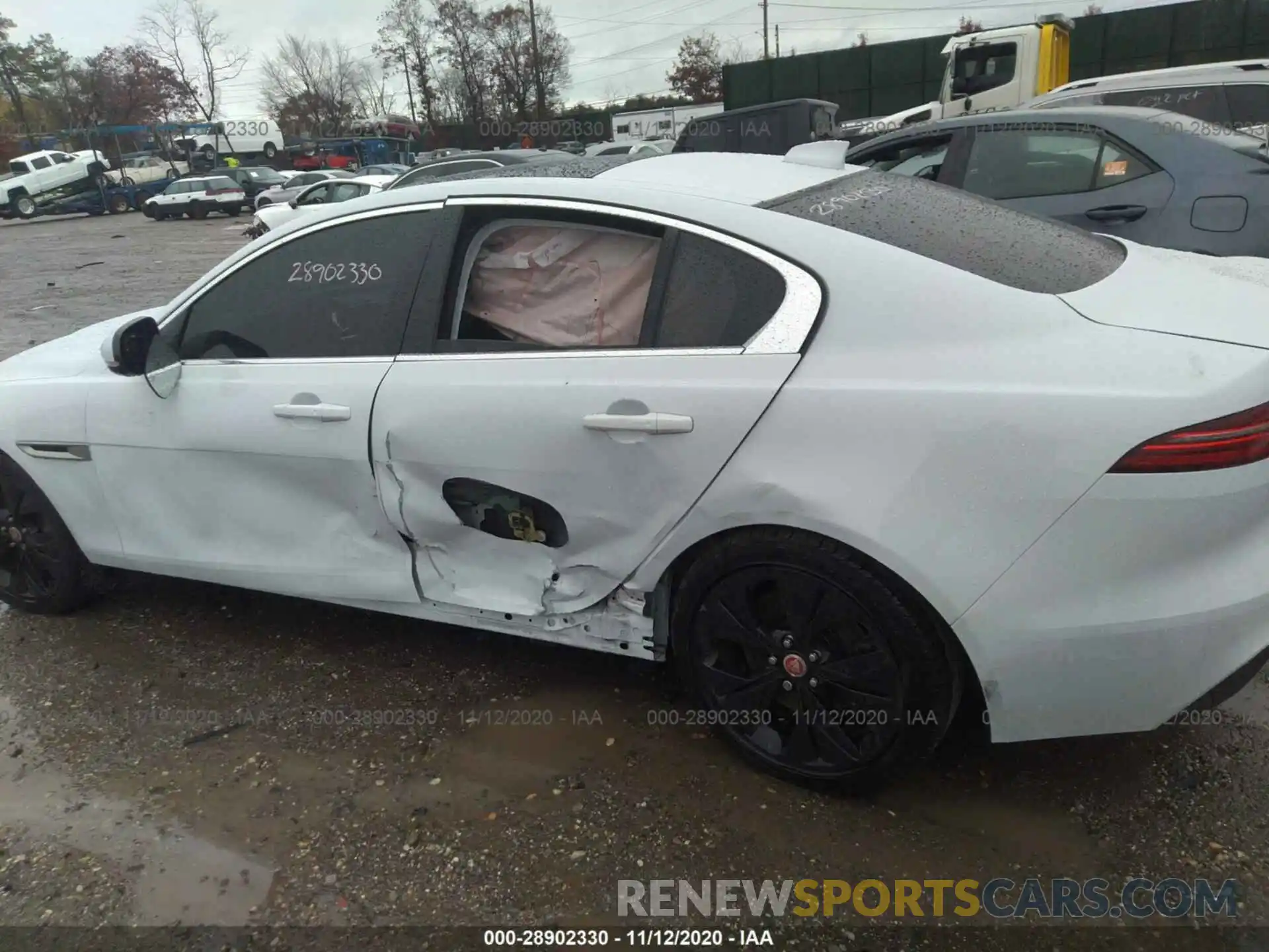 6 Photograph of a damaged car SAJAJ4FX7LCP56071 JAGUAR XE 2020