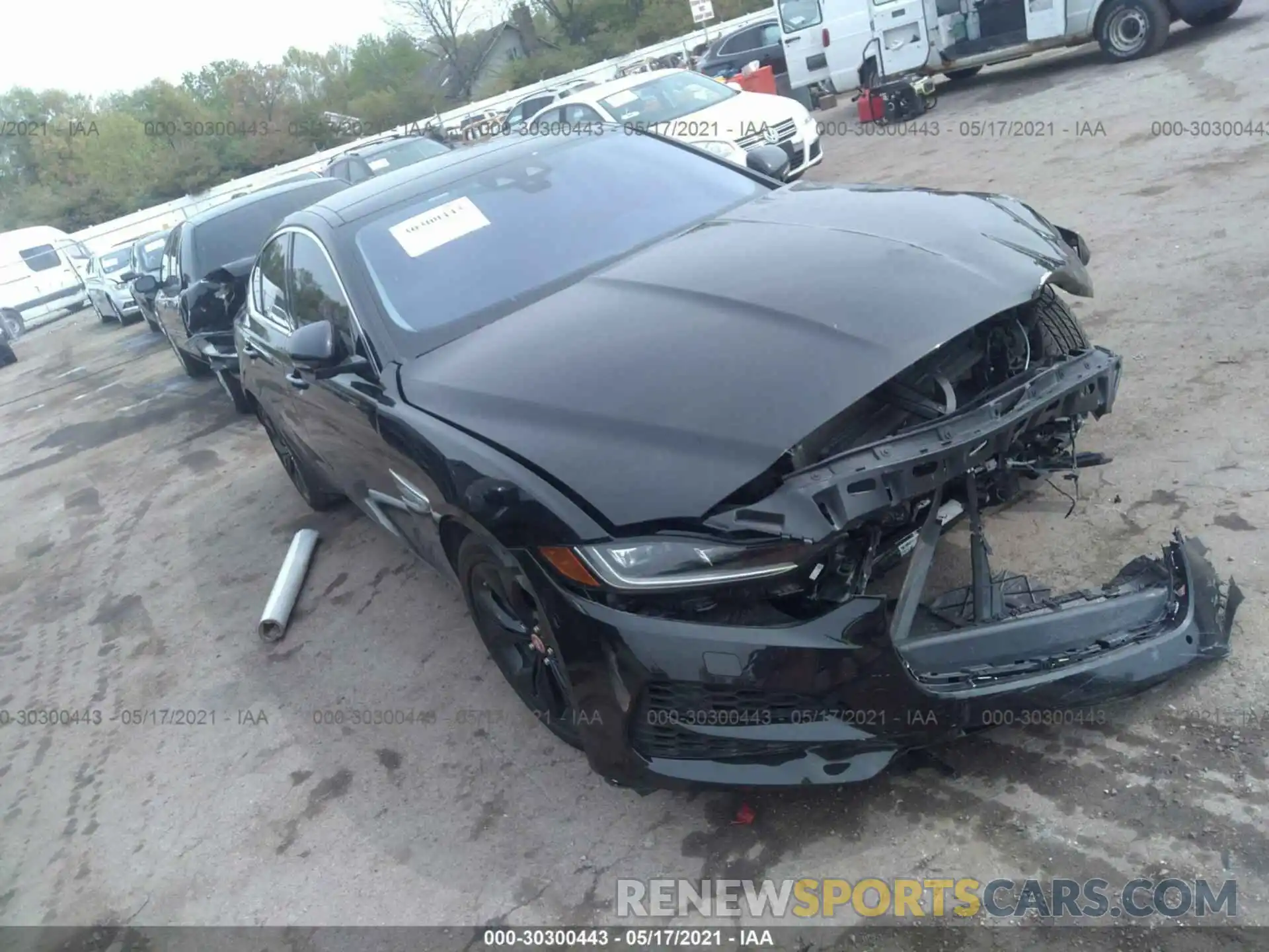 1 Photograph of a damaged car SAJAJ4FX7LCP64574 JAGUAR XE 2020