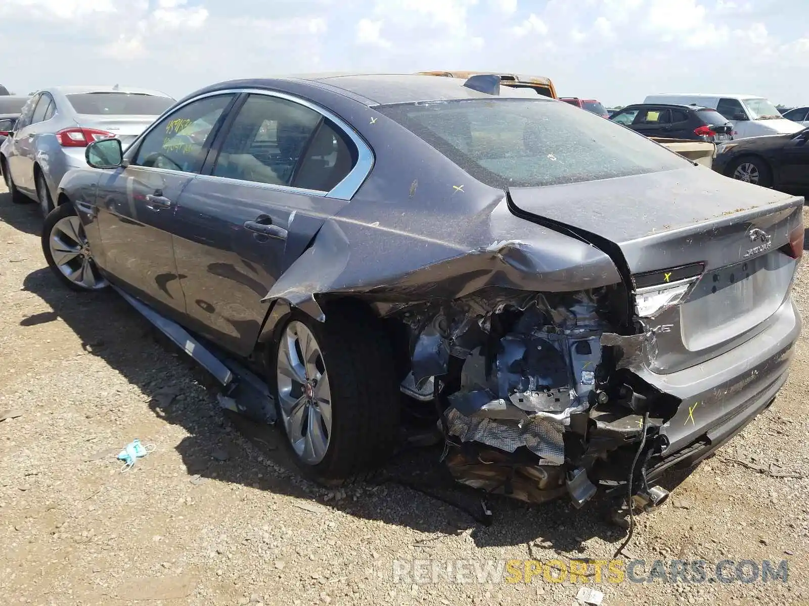 9 Фотография поврежденного автомобиля SAJAJ4FX8LCP63949 JAGUAR XE 2020