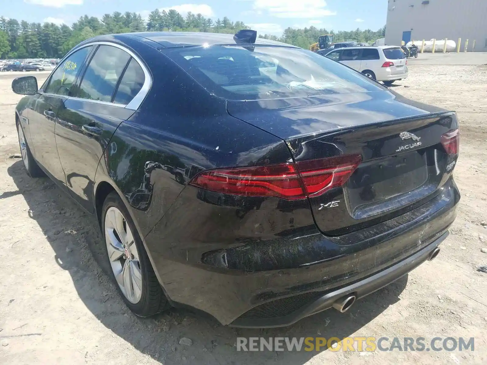 3 Photograph of a damaged car SAJAJ4FXXLCP60812 JAGUAR XE 2020