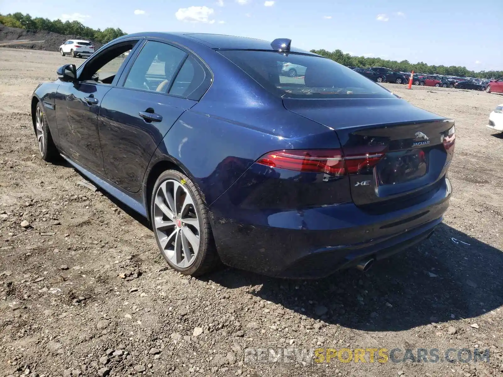 3 Фотография поврежденного автомобиля SAJAT4GX7LCP60467 JAGUAR XE 2020