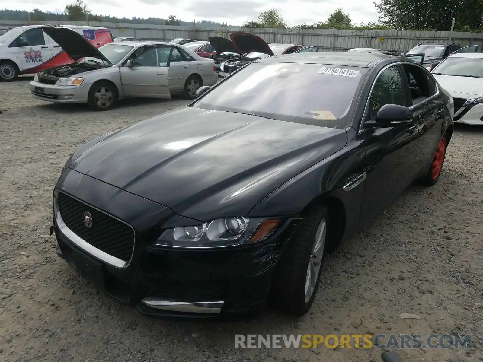 2 Фотография поврежденного автомобиля SAJBD4FX0KCY79219 JAGUAR XF 2019