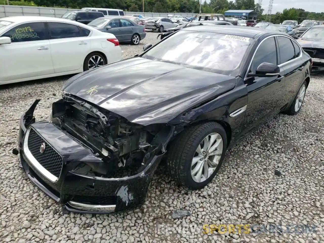 2 Фотография поврежденного автомобиля SAJBD4FX6KCY79189 JAGUAR XF 2019