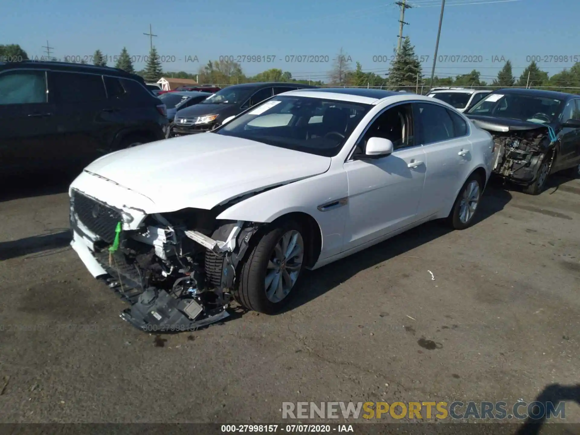 2 Photograph of a damaged car SAJBD4FX6KCY79502 JAGUAR XF 2019