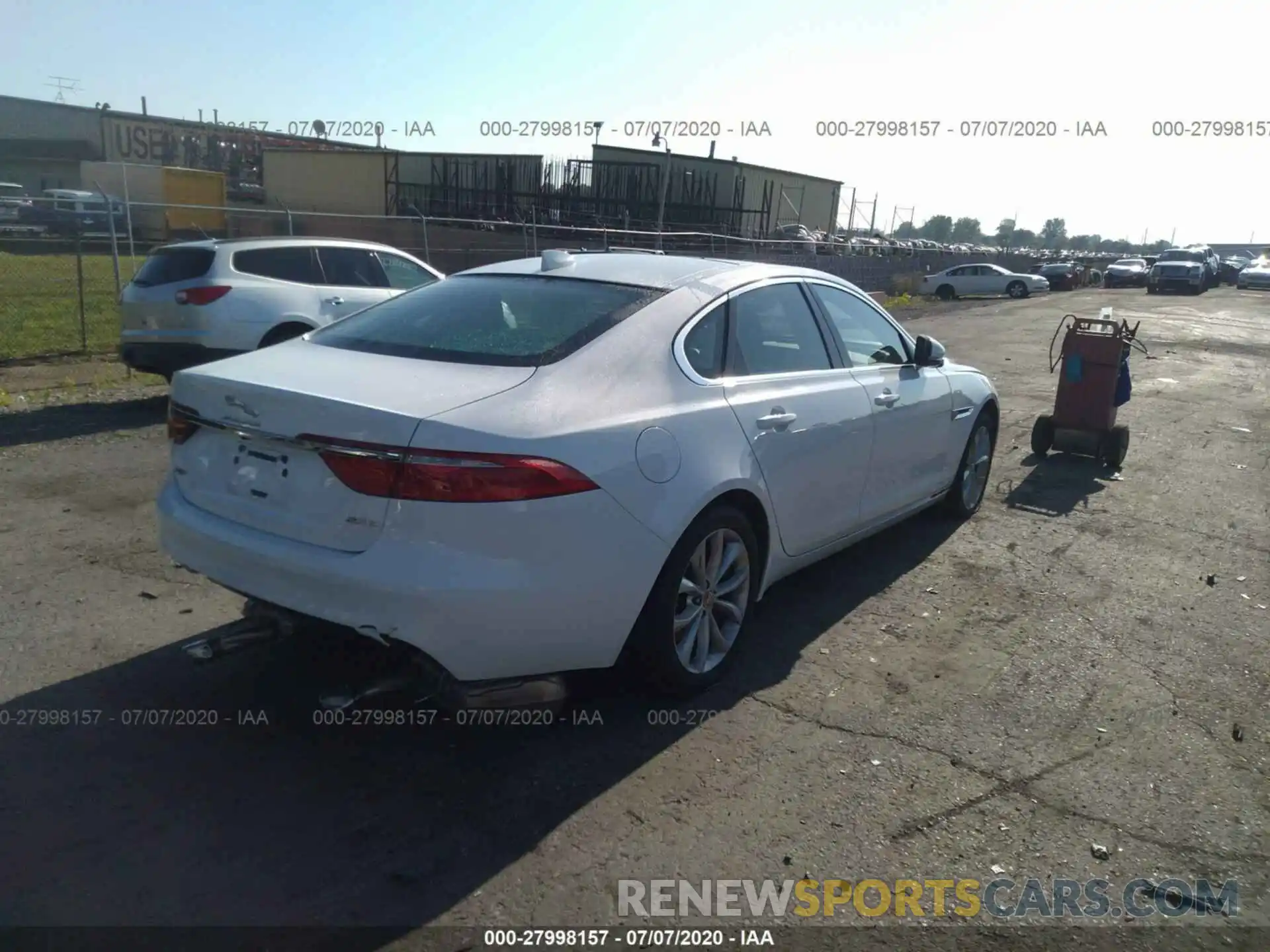 4 Photograph of a damaged car SAJBD4FX6KCY79502 JAGUAR XF 2019