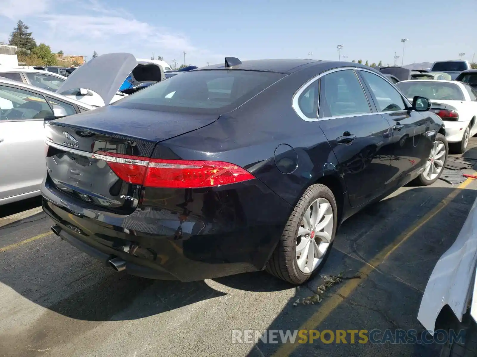 4 Photograph of a damaged car SAJBD4FX7KCY79153 JAGUAR XF 2019