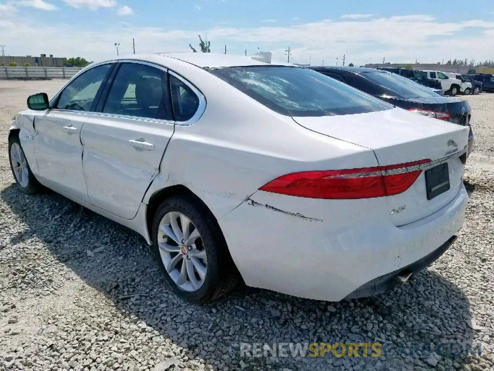 3 Photograph of a damaged car SAJBD4FX8KCY79078 JAGUAR XF 2019