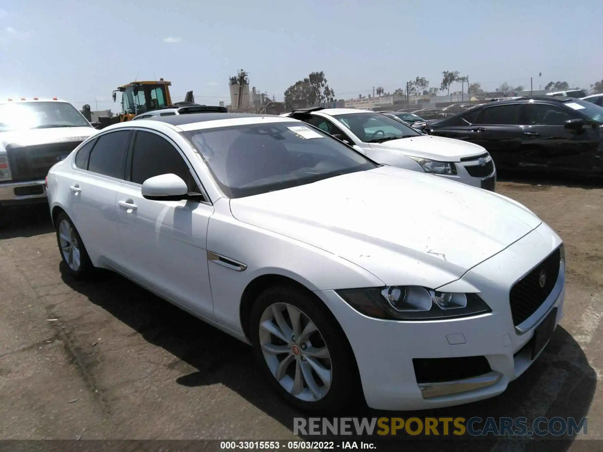 1 Фотография поврежденного автомобиля SAJBJ4FX0KCY79245 JAGUAR XF 2019