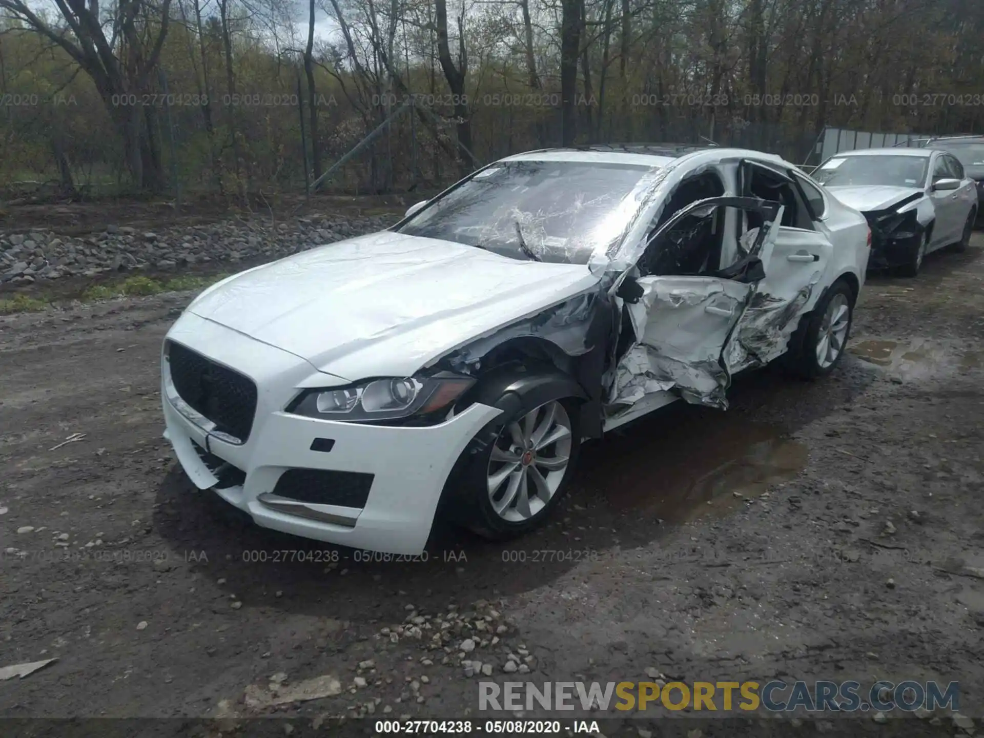 2 Photograph of a damaged car SAJBJ4FX2KCY79568 JAGUAR XF 2019