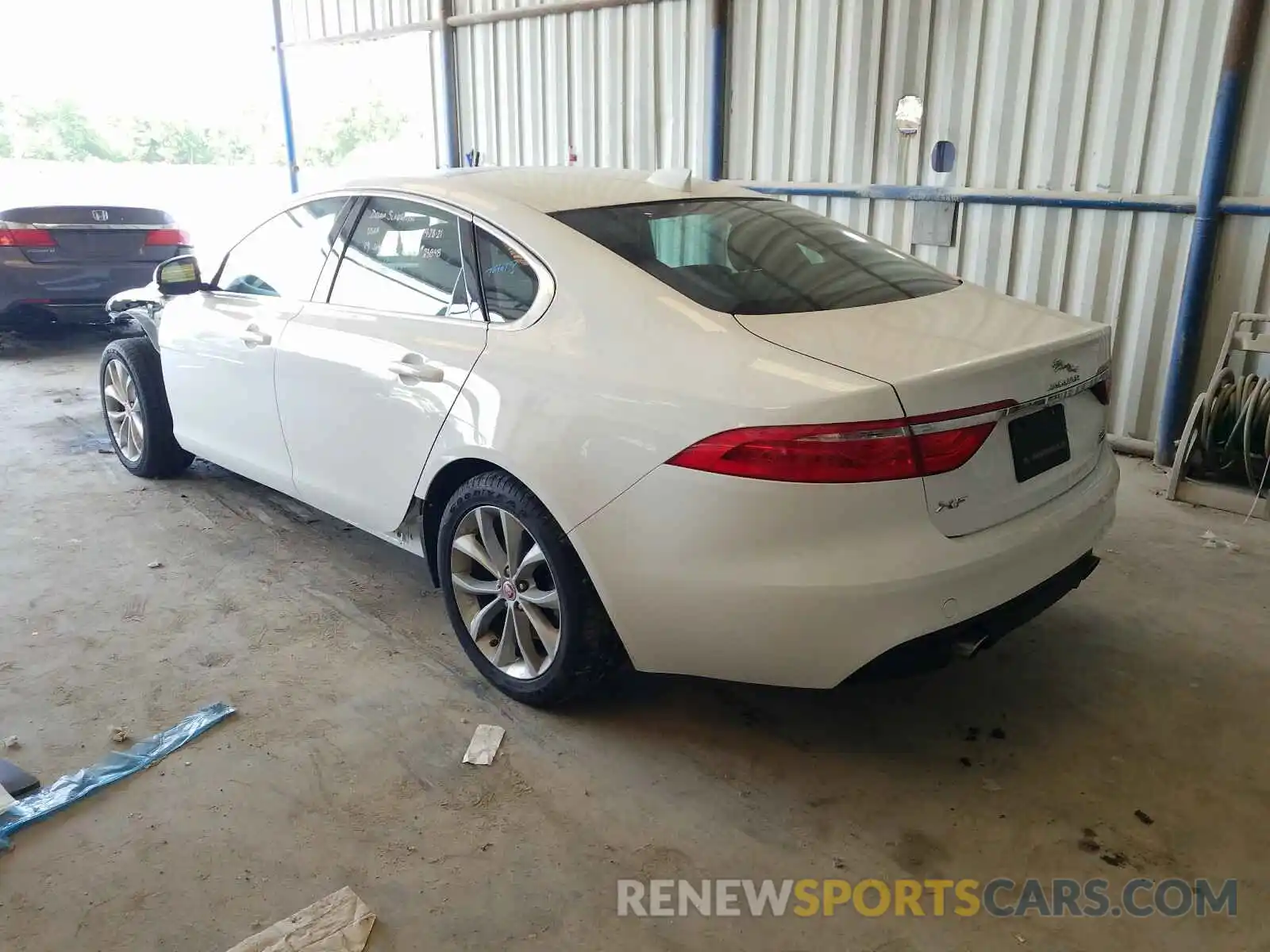 3 Photograph of a damaged car SAJBJ4FX7KCY79145 JAGUAR XF 2019