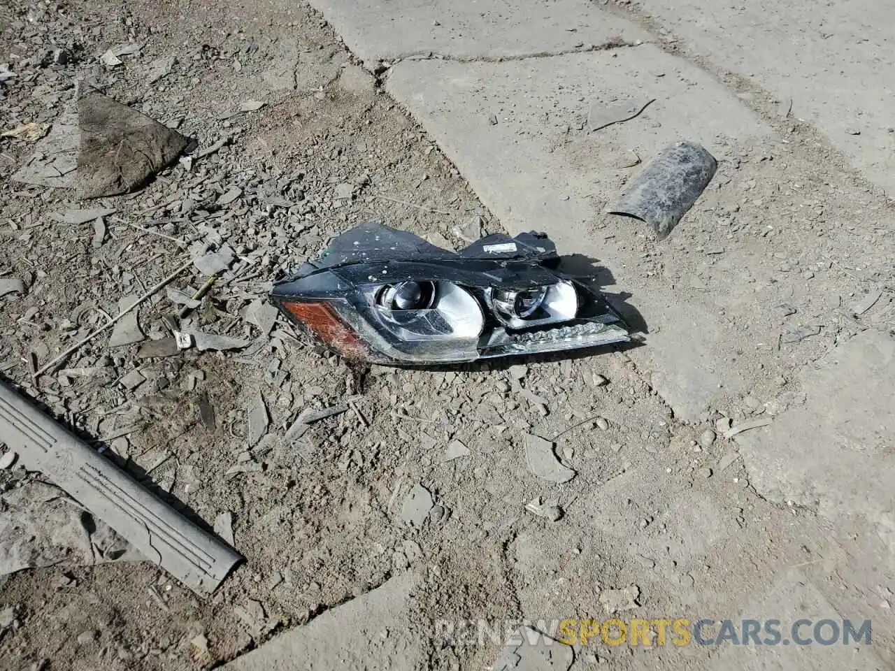 12 Photograph of a damaged car SAJBJ4FX8KCY79199 JAGUAR XF 2019