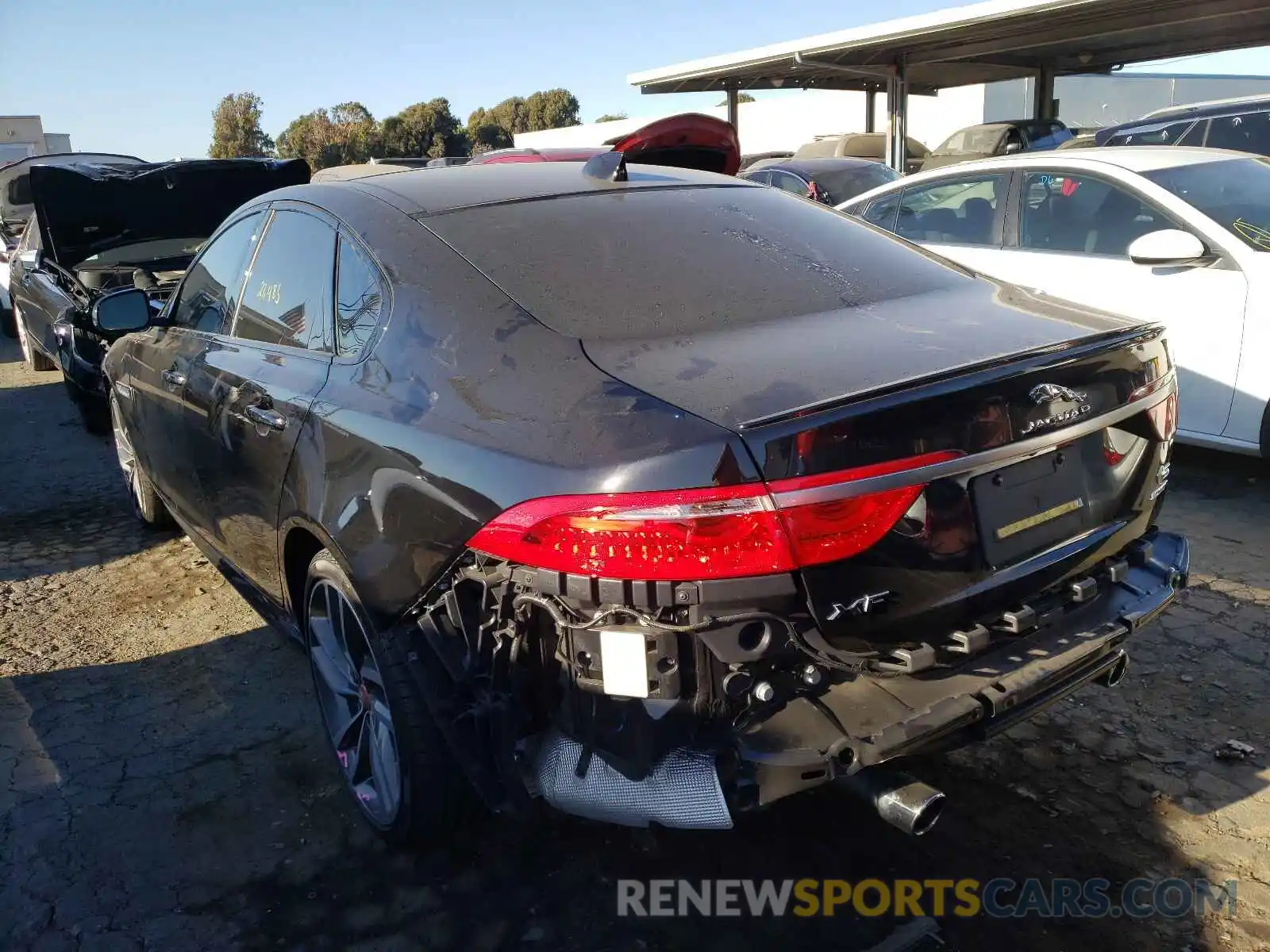 3 Photograph of a damaged car SAJBM4FV5KCY77657 JAGUAR XF 2019