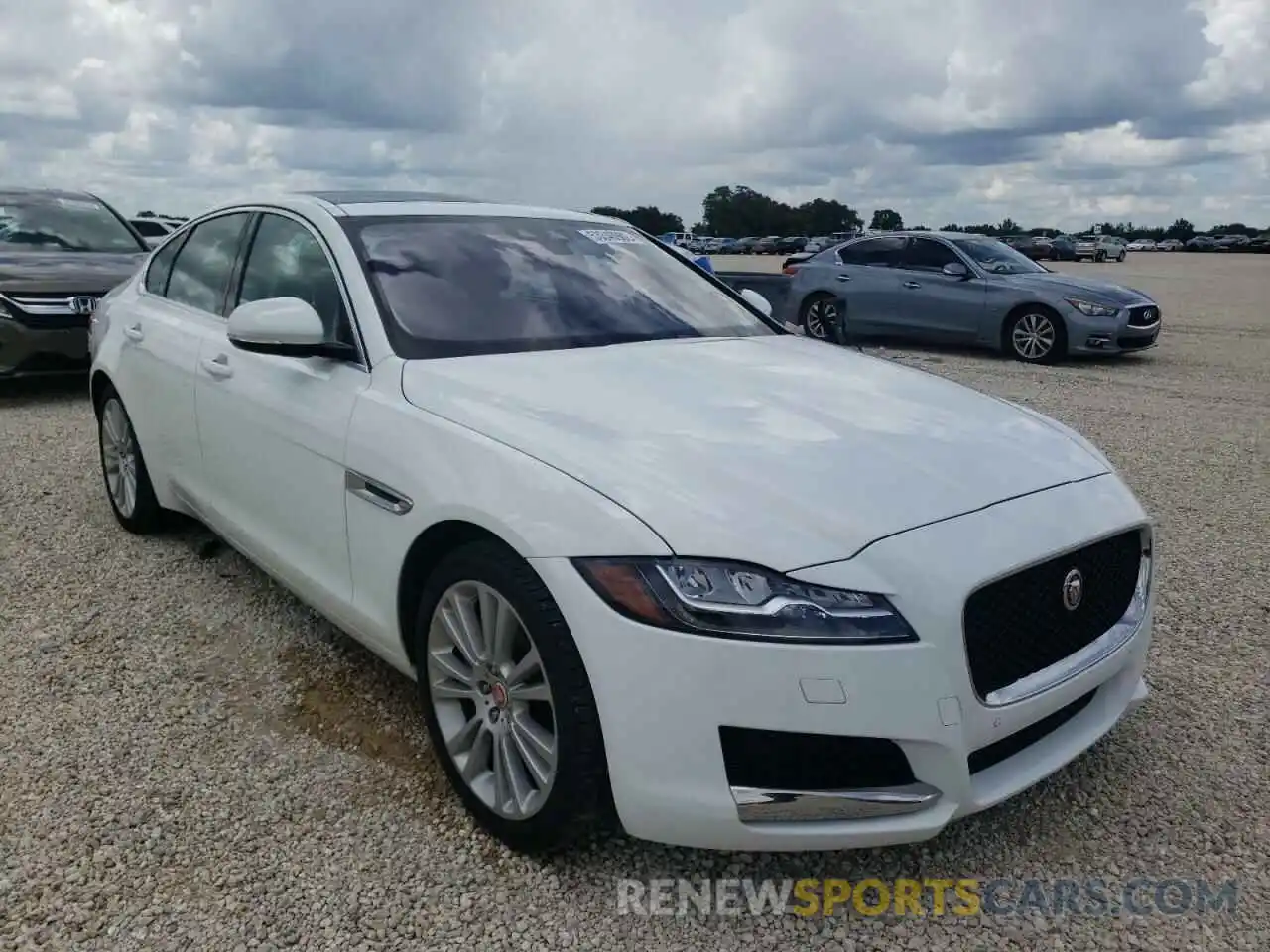 1 Photograph of a damaged car SAJBD4FXXLCY84218 JAGUAR XF 2020