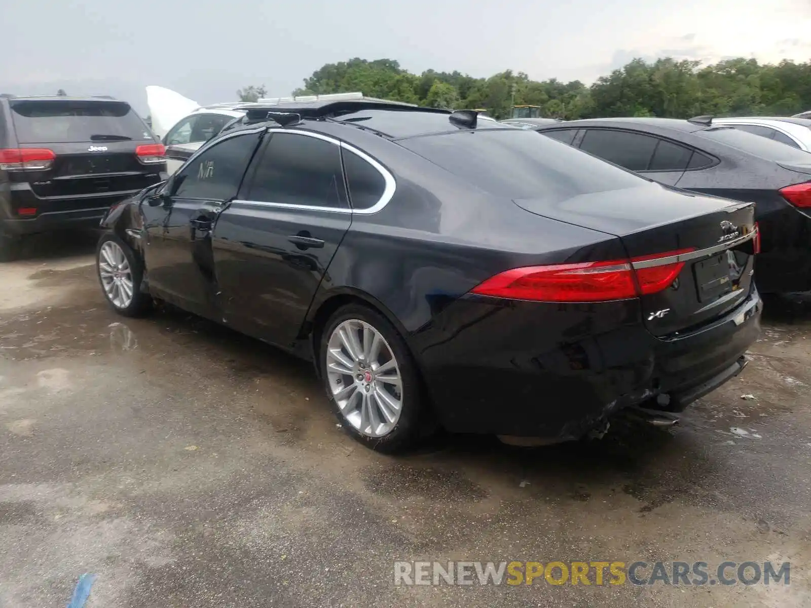 3 Photograph of a damaged car SAJBE4FX4LCY84910 JAGUAR XF 2020