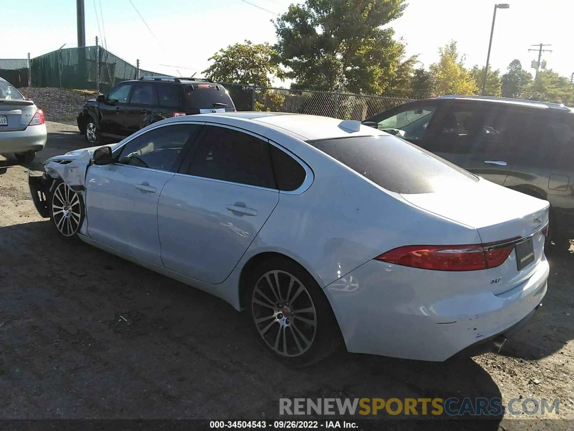 3 Photograph of a damaged car SAJBE4GXXLCY86594 JAGUAR XF 2020