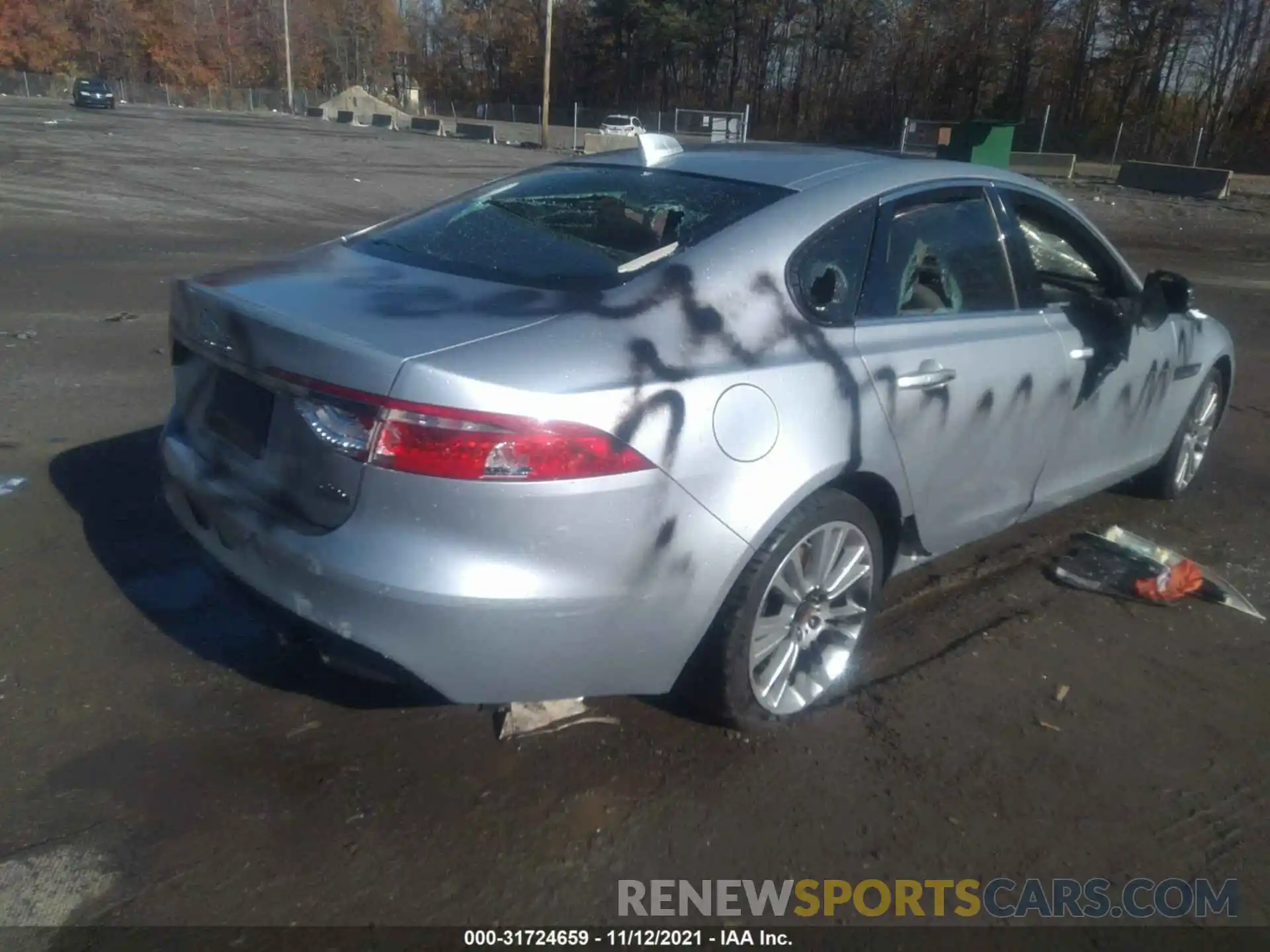 4 Photograph of a damaged car SAJBJ4FX6LCY85018 JAGUAR XF 2020