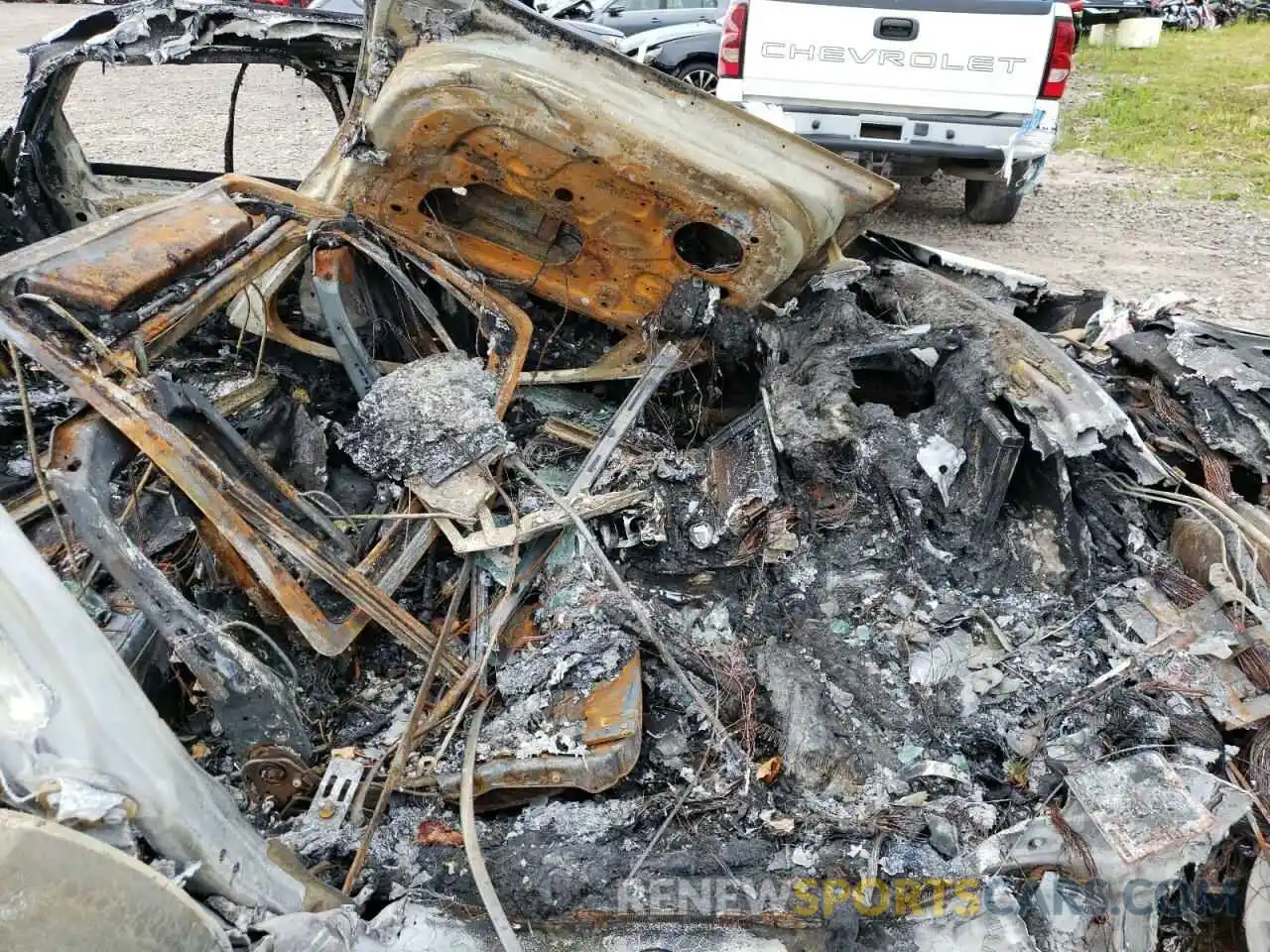 5 Photograph of a damaged car SAJBL4GX3MCY89912 JAGUAR XF 2021