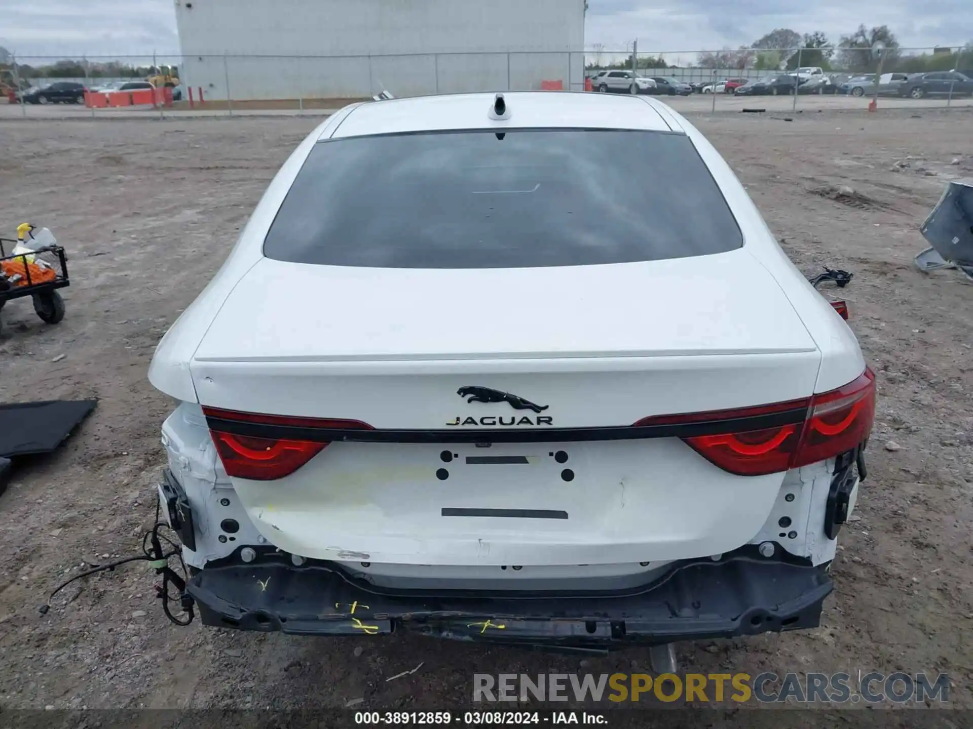 17 Photograph of a damaged car SAJBL4GX9RCY93793 JAGUAR XF 2024