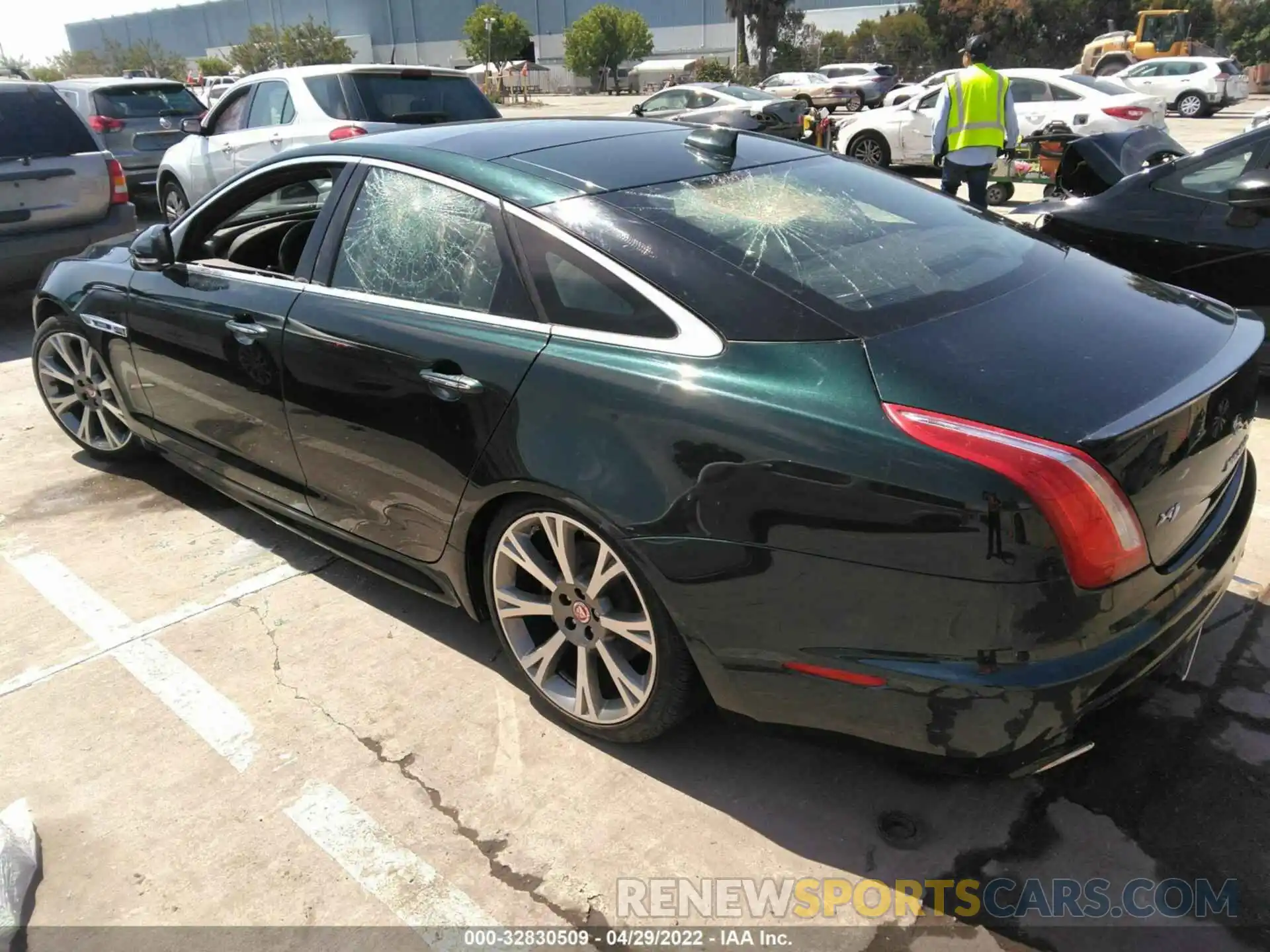 3 Photograph of a damaged car SAJWA1C70K8W20939 JAGUAR XJ 2019