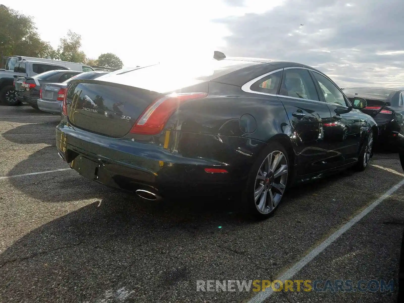 4 Photograph of a damaged car SAJWA1C77K8W19528 JAGUAR XJ 2019