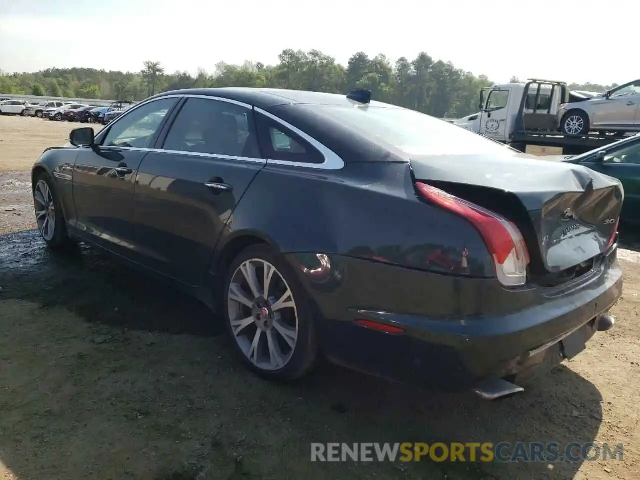 3 Photograph of a damaged car SAJWA2G71K8W20917 JAGUAR XJ 2019