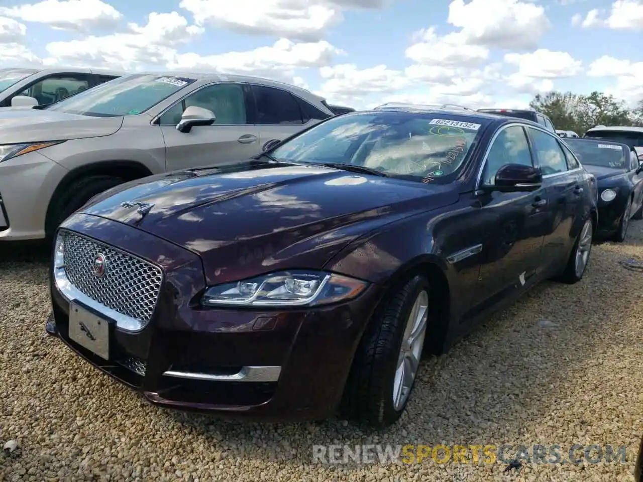 2 Фотография поврежденного автомобиля SAJWA2G7XK8W20513 JAGUAR XJ 2019