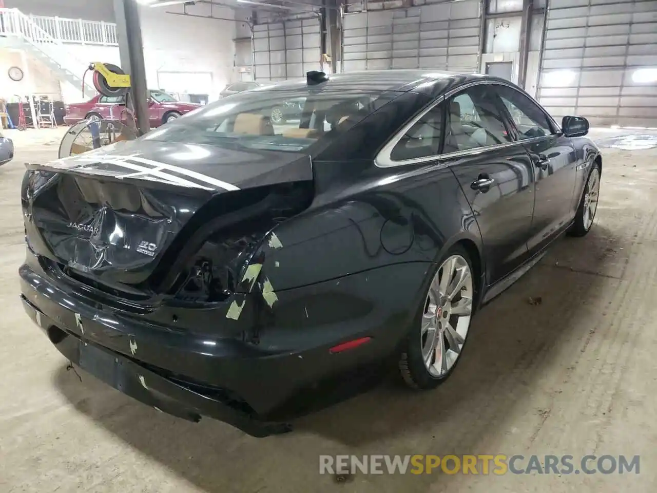 4 Photograph of a damaged car SAJWJ1CD8K8W21522 JAGUAR XJ 2019