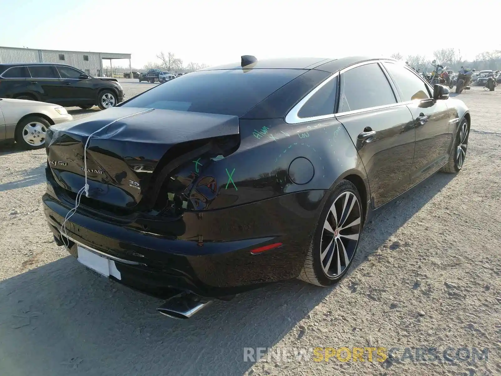 4 Photograph of a damaged car SAJWJ2GD4K8W19315 JAGUAR XJ 2019