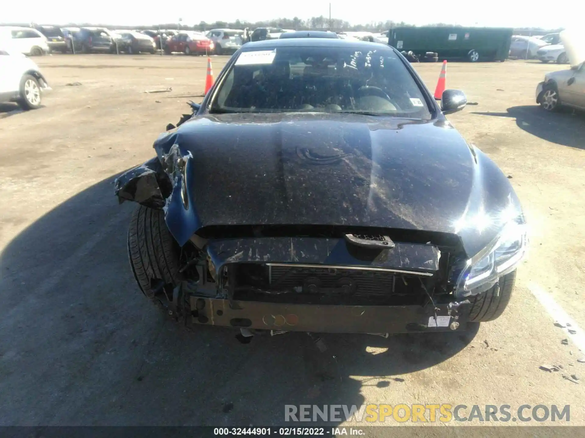 6 Photograph of a damaged car SAJWJ2GD4K8W21002 JAGUAR XJ 2019