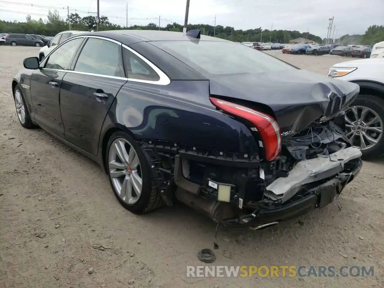 3 Photograph of a damaged car SAJWJ2GD6K8W18991 JAGUAR XJ 2019