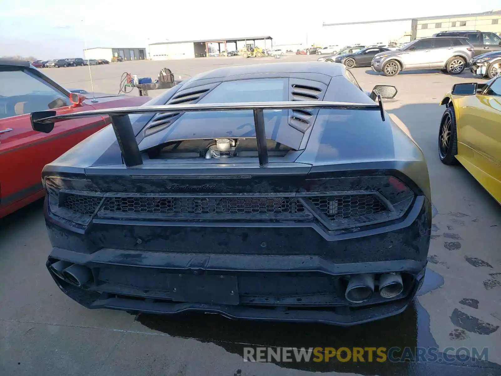 6 Photograph of a damaged car ZHWUC2ZF9KLA12431 LAMBORGHINI ALL MODELS 2019