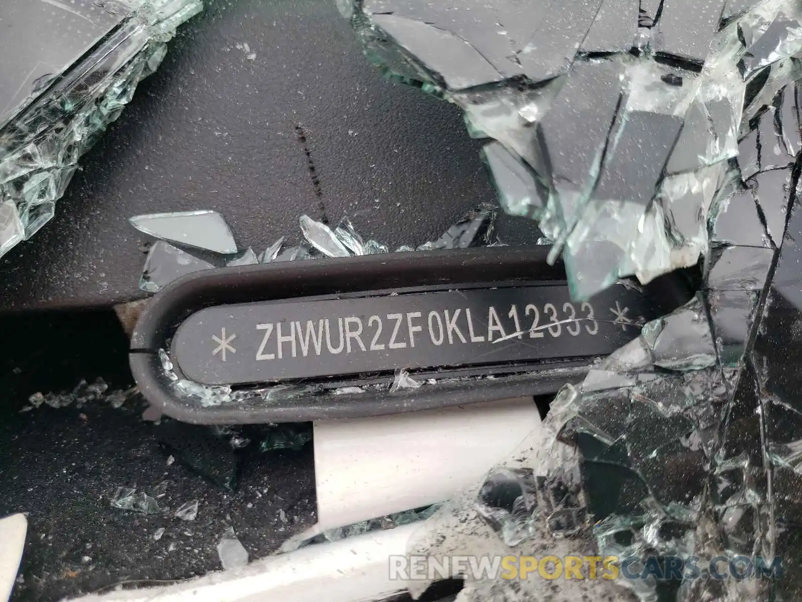 10 Photograph of a damaged car ZHWUR2ZF0KLA12333 LAMBORGHINI ALL MODELS 2019