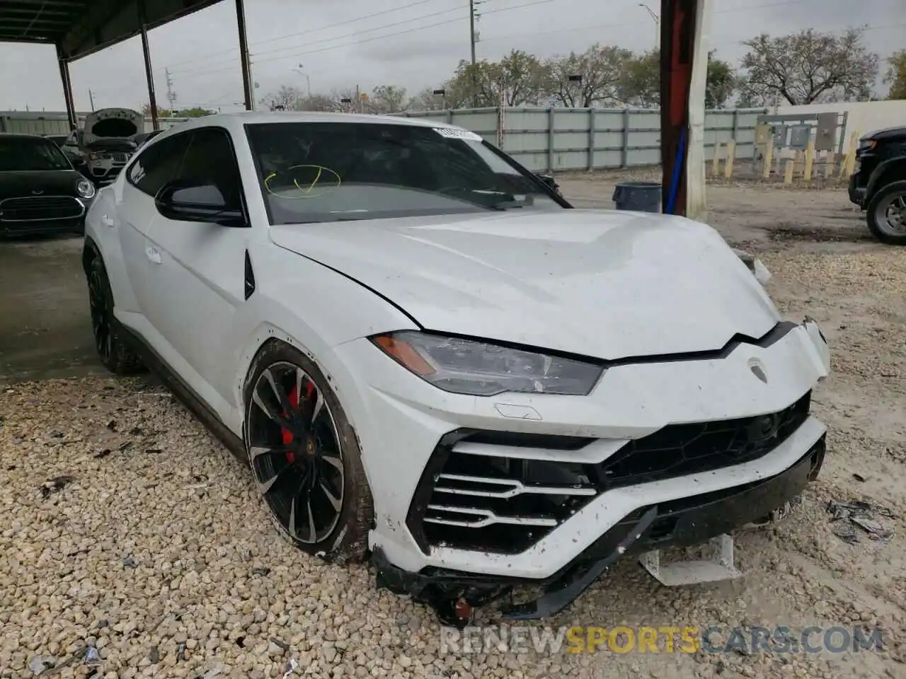 1 Photograph of a damaged car ZPBUA1ZL0KLA00852 LAMBORGHINI ALL MODELS 2019